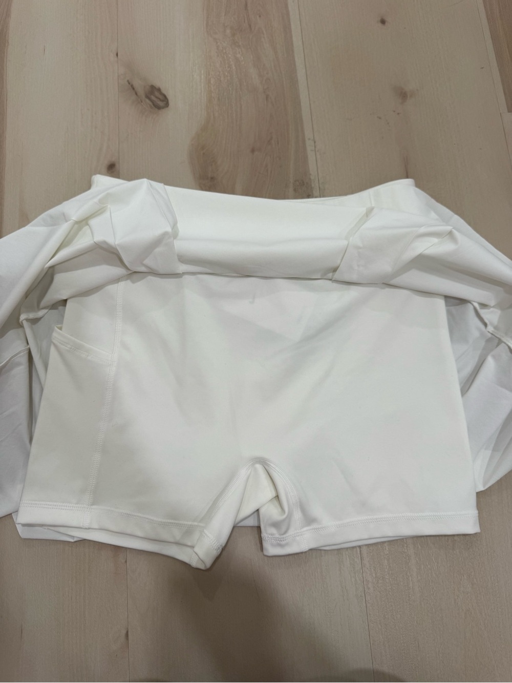 NWT Nike Dri-Fit White Tennis Skirt Skort Women's Medium Standard Fit - Picture 11 of 15
